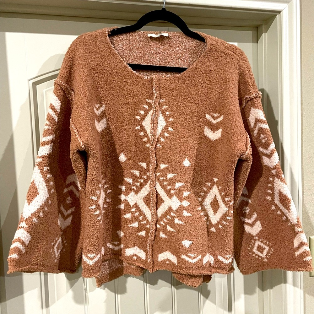 Entro Tribal Print Sweater (Size Small)